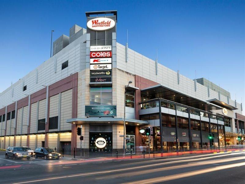 Hotel Crowne Plaza Sydney Burwood By Ihg Extérieur photo